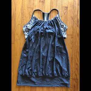 Lululemon tank with built in bra